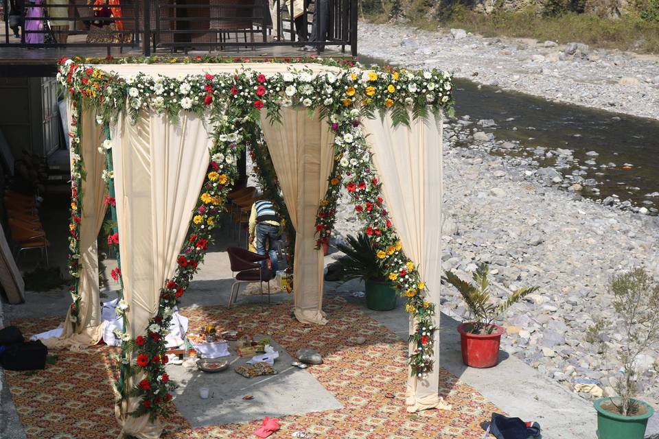 Destination Wedding in Rishikesh with Cost & Other Packages